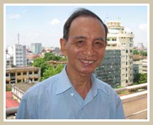 Người Việt đầu tiên nhận giải Cosmos quốc tế 