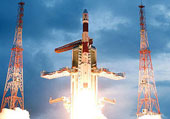 Ấn Độ sẽ đưa người vào không gian năm 2015