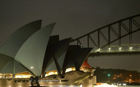 Khoảnh khắc tắt đèn của các công trình nổi tiếng