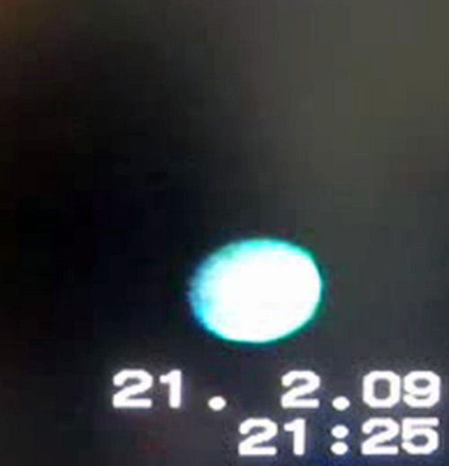 Bộ quốc phòng Anh đau đầu vì UFO