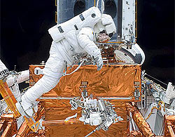 Kính viễn vọng không gian Hubble được tái sinh
