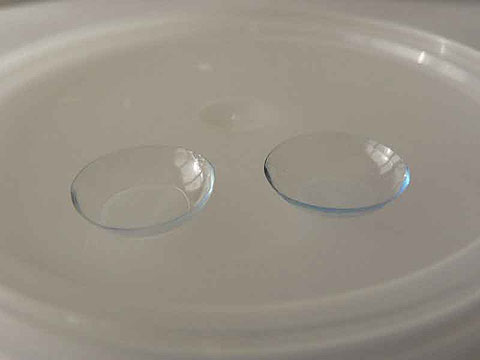 Chữa mù bằng 'kính áp tròng' tế bào gốc