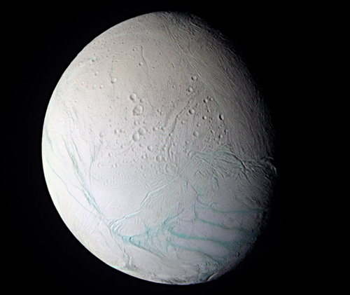 Dấu hiệu của nước trên vệ tinh sao Thổ