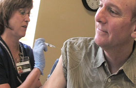 Vắcxin cúm A/H1N1 mới: Còn không ít băn khoăn