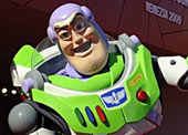 “Phi hành gia” Buzz Lightyear ở trong không gian lâu nhất