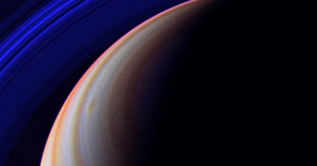 Bão sét sao Thổ phá vỡ kỉ lục trong Thái dương hệ
