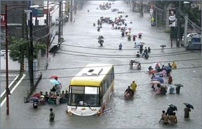 Hàng trăm người chết vì bão lụt ở Philippines