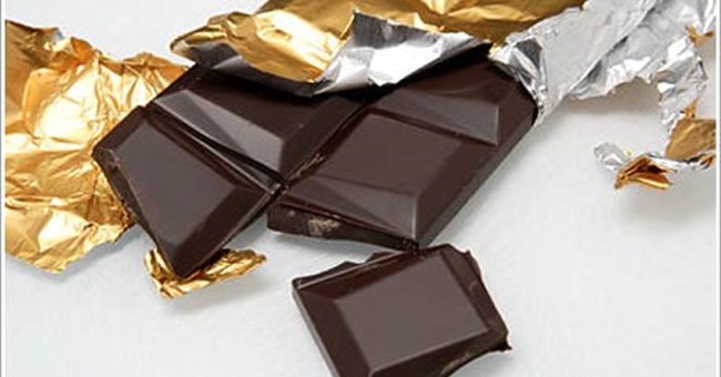 Giảm đau nhờ… nước hoặc sôcôla!