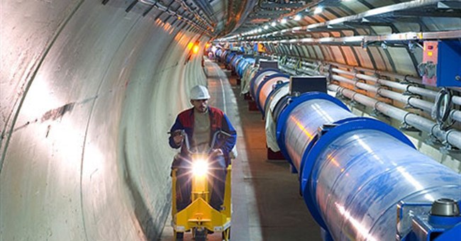 Vén màn bí mật về vũ trụ khi LHC 'tái xuất'