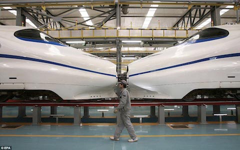 Trung Quốc khai trương tuyến đường sắt nhanh nhất thế giới