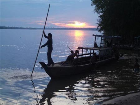 Mực nước Mekong xuống thấp nhất trong 30 năm