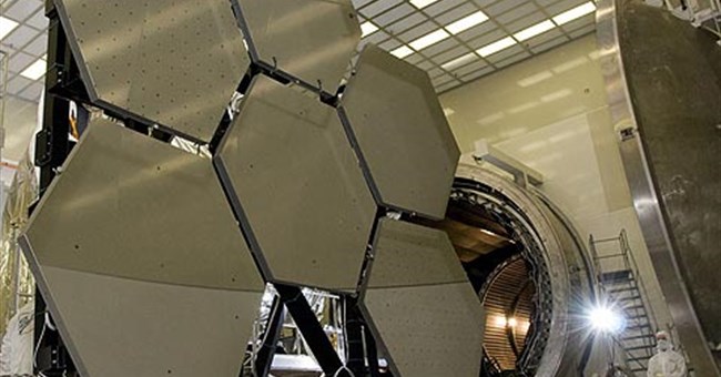 Ngắm 'kẻ kế vị' kính thiên văn Hubble