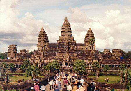 Đế quốc Khmer bị diệt vong như thế nào?