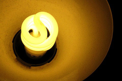Ấn Độ mở chiến dịch 'bức tử' đèn sợi đốt