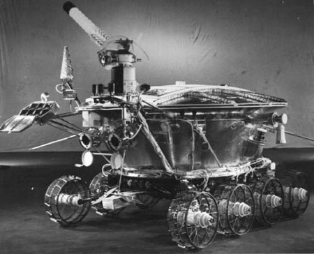 NASA bắt liên lạc với Lunokhod 1 của Liên Xô