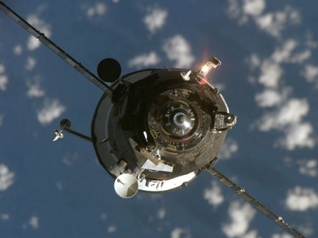 Phi thuyền Nga không kết nối được với ISS