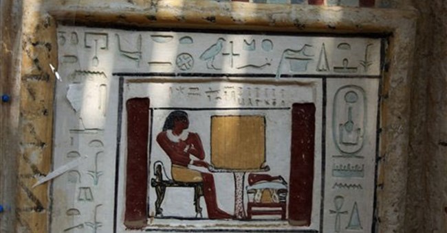 Phát hiện mộ đôi 4.300 năm 