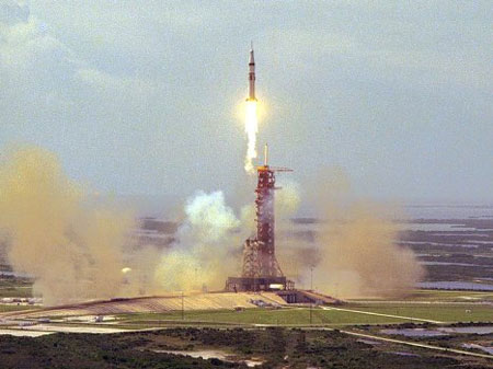 Hình ảnh về ngày Apollo - Soyuz gặp nhau trên quỹ đạo