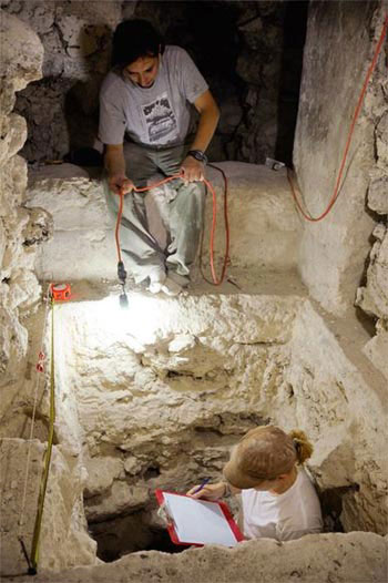 Bí ẩn kỳ lạ trong ngôi mộ cổ Maya