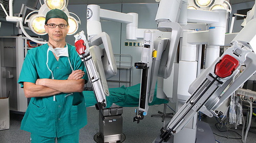 "Robot bác sĩ" cứu người
