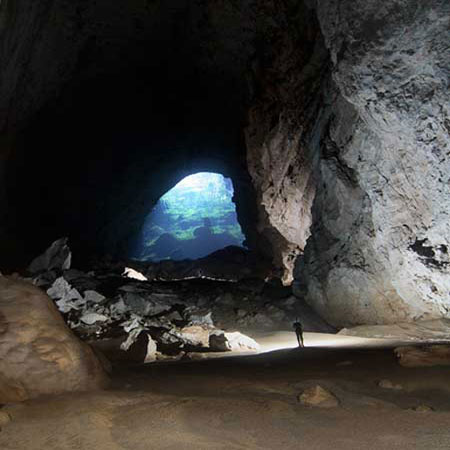 Khám phá hang động lớn nhất thế giới tại Việt Nam