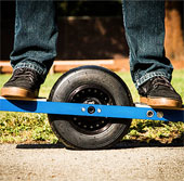 Video: Ván trượt 1 bánh tự cân bằng Onewheel