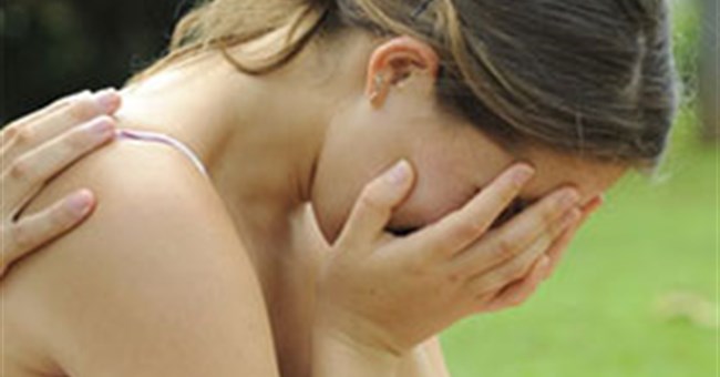 Thủ phạm khiến phụ nữ hay khóc