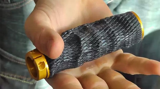 Imprint Bicycle Grips - Tay cầm đúc theo tay người lái xe đạp