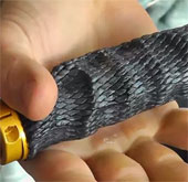 Imprint Bicycle Grips - Tay cầm đúc theo tay người lái xe đạp