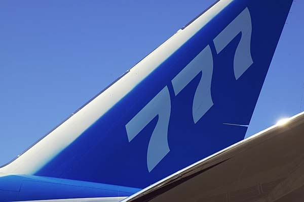Tổng quan về dòng máy bay siêu an toàn Boeing 777