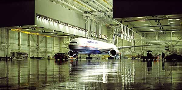 Tổng quan về dòng máy bay siêu an toàn Boeing 777