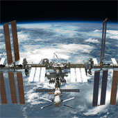 Tàu vũ trụ Soyuz và Trạm vũ trụ quốc tế đã kết nối thành công