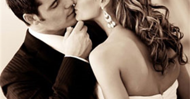 Phát hiện thêm lợi ích "tình cờ" của nụ hôn