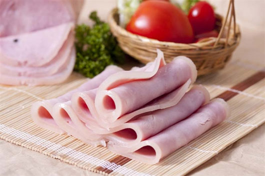 8 loại thực phẩm không nên ăn khi buồn