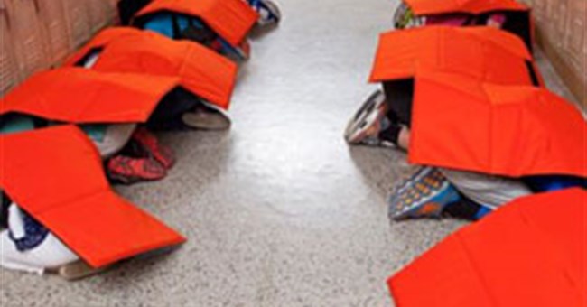 Chăn chống đạn dành cho học sinh