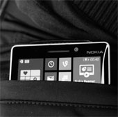Quần thời trang kiêm sạc cho dế Windows Phone