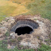 Lý giải nguyên nhân hình thành miệng hố khổng lồ bí ẩn ở Siberia