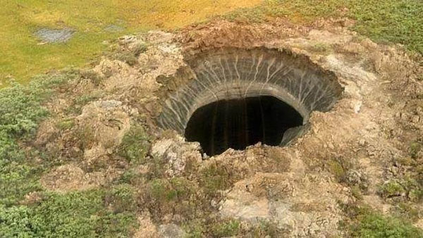 Phát hiện thêm miệng hố khổng lồ thứ 2 ở Siberia