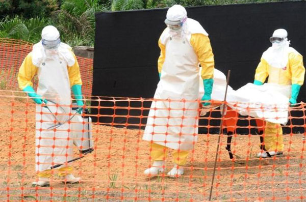 Tây Phi vật lộn kiểm soát dịch Ebola