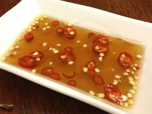 Cách chọn mua nước mắm ngon