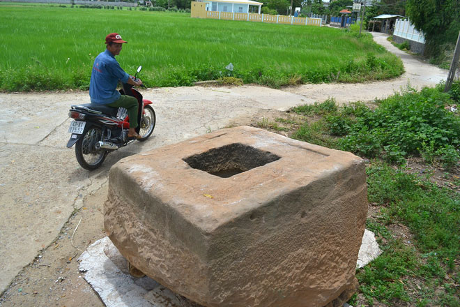 Phát lộ di tích Chăm nghìn tuổi tại Đà Nẵng