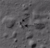 Video: Bóng đen bí ẩn trên Mặt Trăng