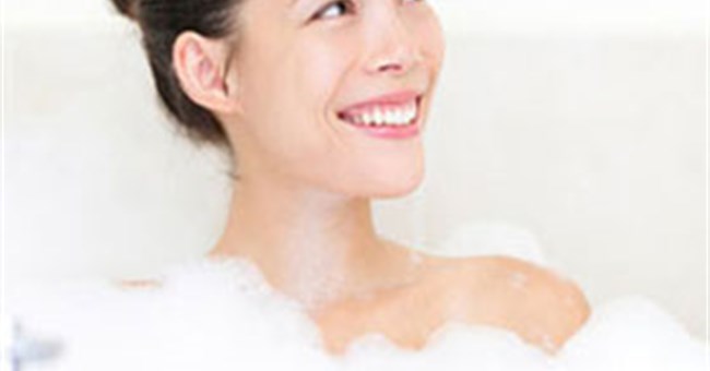 Những việc nên và không nên làm trong lúc tắm, gội