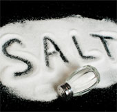 Ăn quá ít muối cũng có hại cho sức khỏe