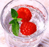 9 loại trái cây và rau tốt nhất để pha với nước
