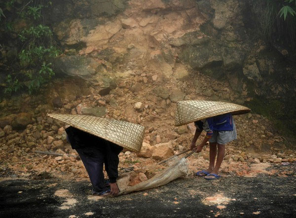 Cuộc sống kỳ lạ tại nơi “ẩm ướt nhất thế giới”