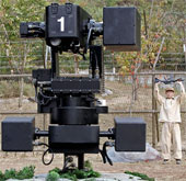 Hàn Quốc triển khai đội robot gác biên giới tối tân