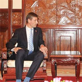 Đại sứ Anh: "Đến lúc hành động chống biến đổi khí hậu"