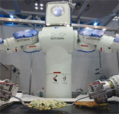Nhật chú trọng phát triển robot phục vụ người già