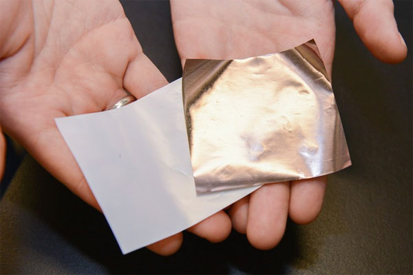 Phát triển pin li-ion tự cảnh báo khí sắp phát nổ